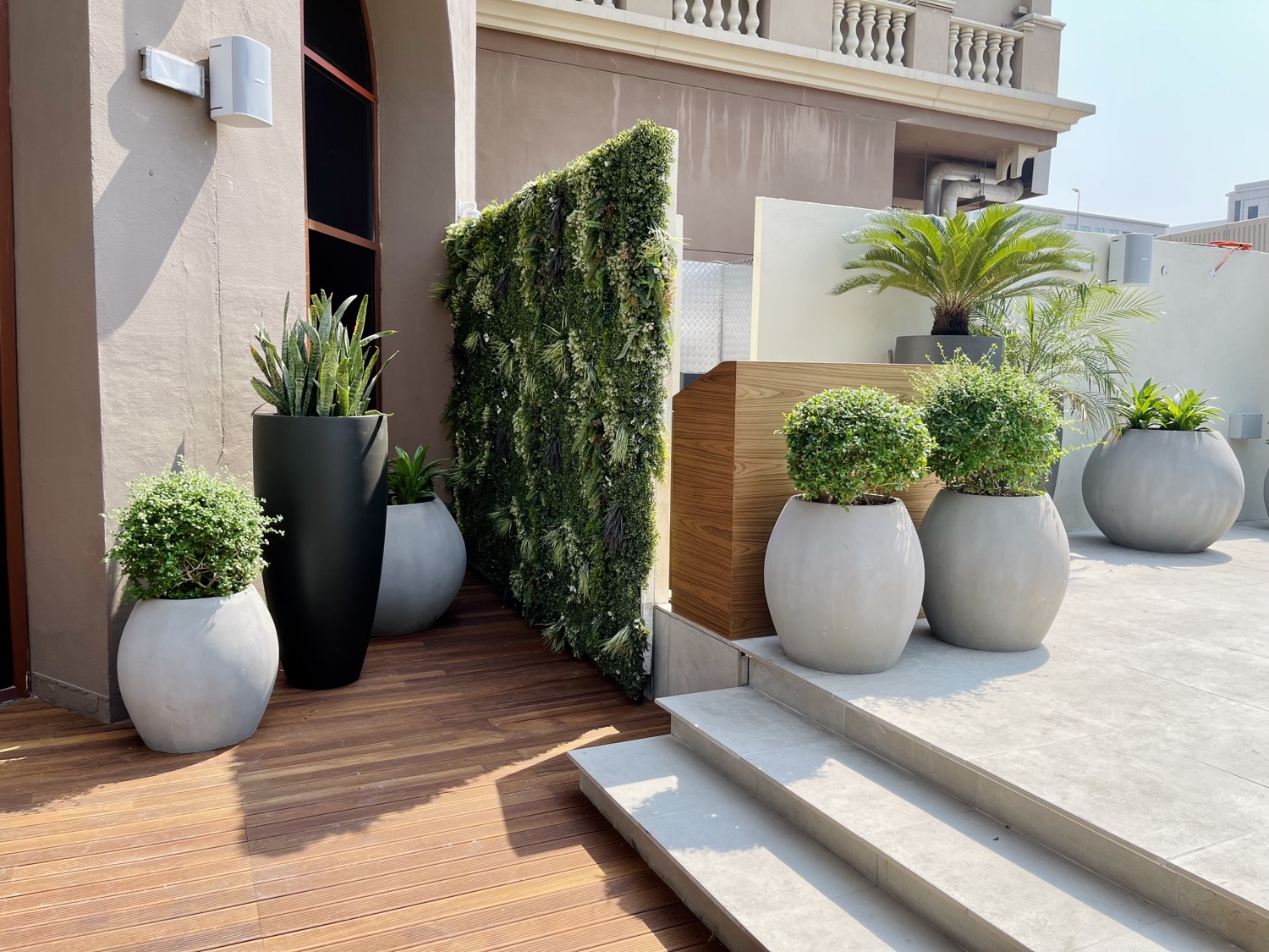 Garth Dubai Outdoor Lounge — Kempinski 3